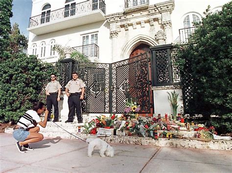 versace how he died|Versace owner killed.